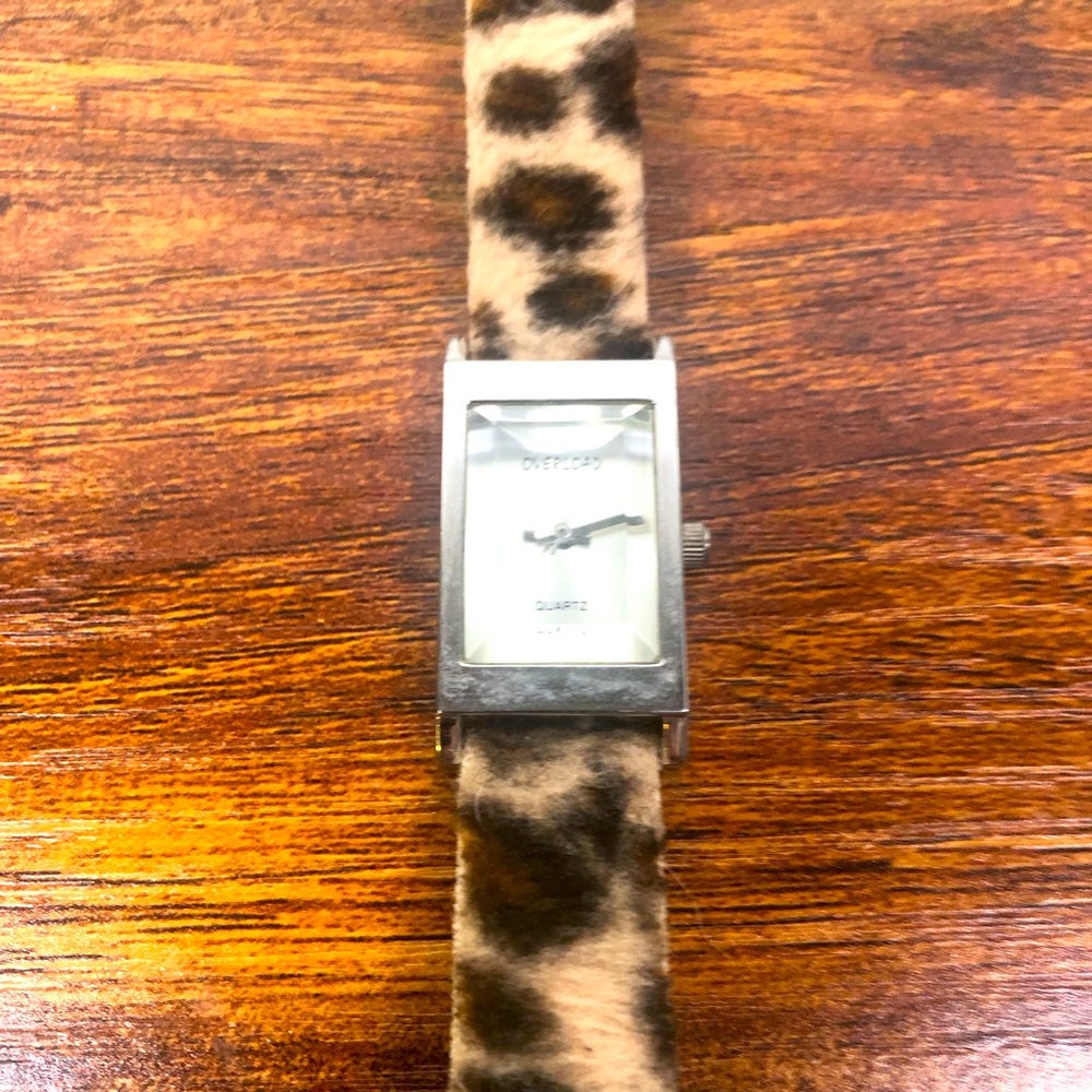 Vintage Overload Quartz Stainless Steel Back Flexible Band Watch New York